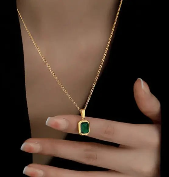 Emerald cubic zirconia pendant necklace